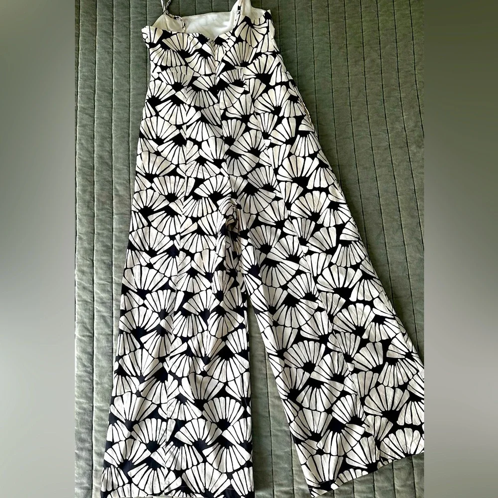 Black & White Floral Wide Leg Jumpsuit | Spaghetti Strap | Medium - Picture 6 of 7